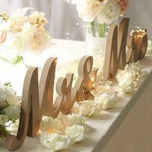 Haperlare Modern Vintage Style Wooden Mr and Mrs Sign Rustic Mr & Mrs Letters Wedding Signs for Wedding Table,Photo Props,Party Table,Top Dinner,Rustic Wedding Decorations, Wood color